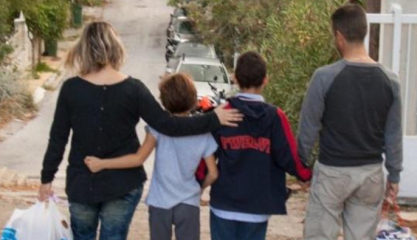 Καχυποψία απέναντι στις ΜΚΟ εκφράζει ένας στους τρεις Έλληνες σύμφωνα με νέα έρευνα