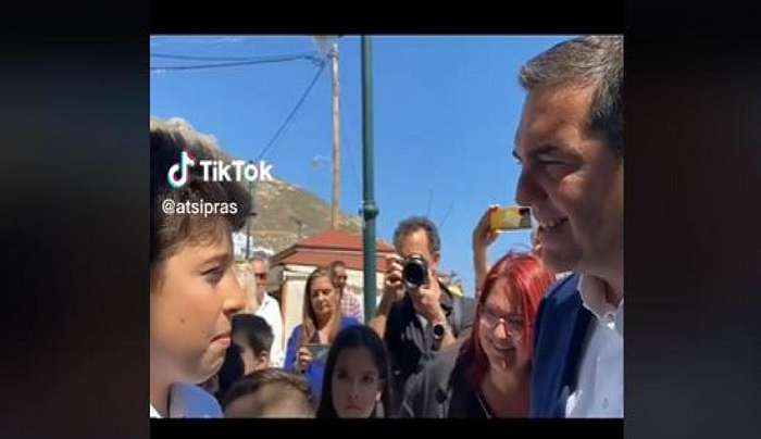 “Οπως τα λέει ο Θανάσης είναι”- Ο απολαυστικός διάλογος Αλ. Τσίπρα με μαθητή στην Τήλο (βίντεο)
