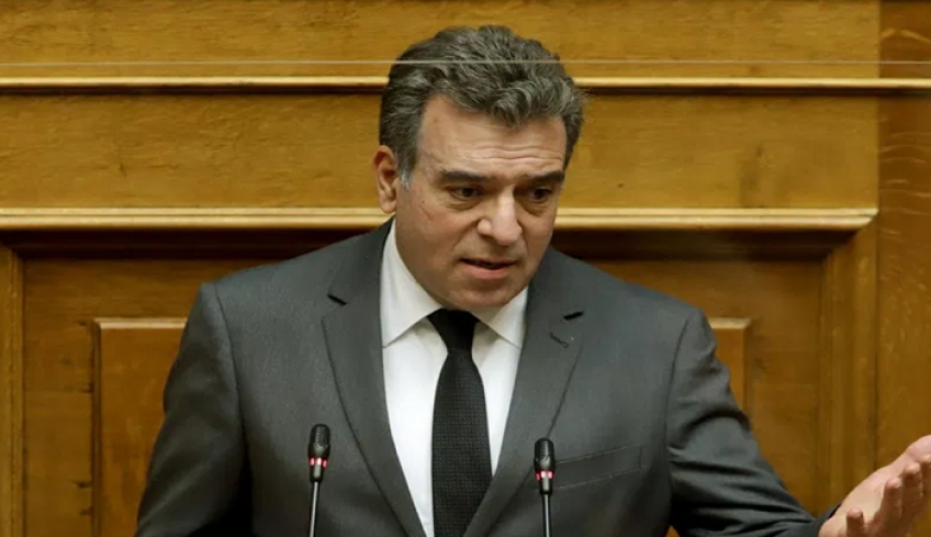 Πρόταση Μ. Κόνσολα για αναστολή και μείωση τέλους επιτηδεύματος, προκαταβολής φόρου και τεκμηρίων διαβίωσης