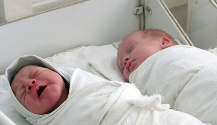 Γερμανία: 65χρονη μητέρα 13 παιδιών, έφερε στον κόσμο τετράδυμα!