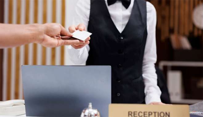 Τουρισμός: Λείπουν εργαζόμενοι με εξειδίκευση και εμπειρία