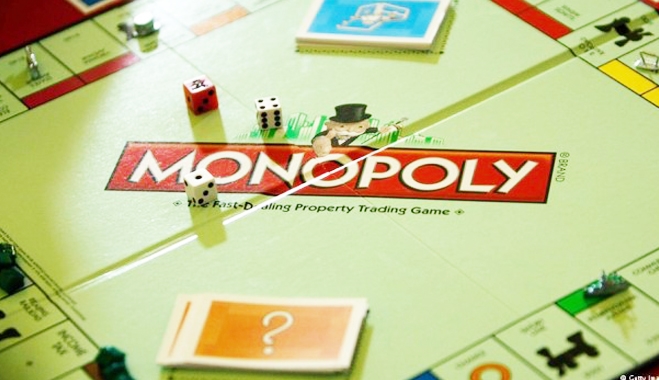 Monopoly των ιδιωτικοποιήσεων η Ελλάδα – Η τρόικα ξεπουλάει παράλογα