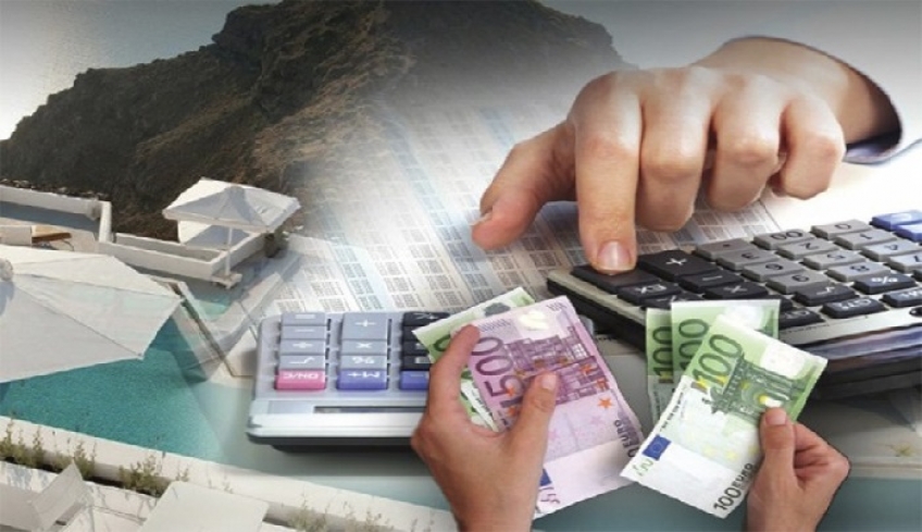 Η Κομισιόν θα ελέγχει ανά εξάμηνο τον ΦΠΑ στα νησιά-Θα εξαρτάται από τον αριθμό των προσφύγων