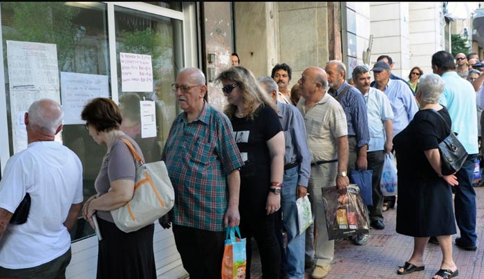 Ποιοι γλυτώνουν τα 40 έτη εργασίας – Κρυφά μπόνους για τις συντάξεις των 60άρηδων