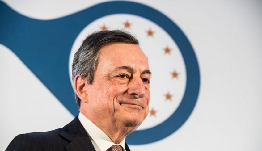 Ντράγκι στην αποχαιρετιστήρια συνέντευξη Τύπου: Η Ελλάδα είναι ξεκάθαρα μια επιτυχία