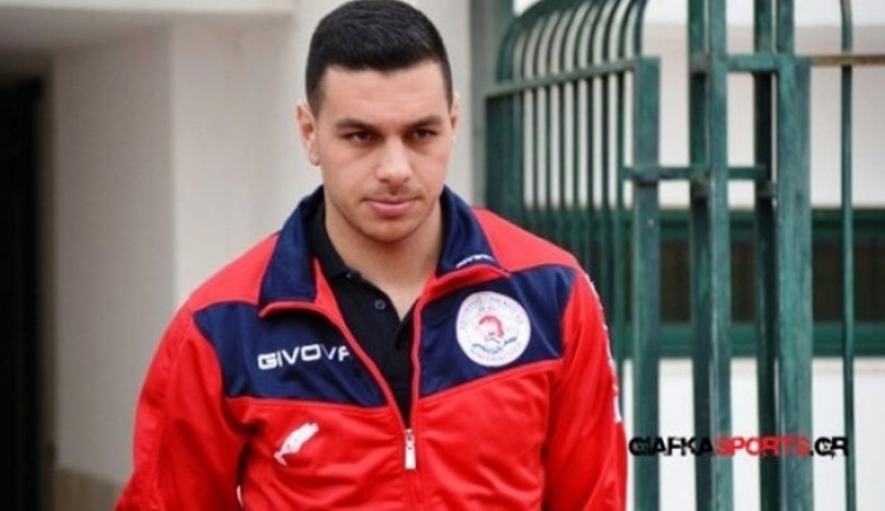 Στα «βυσσινί» ο Τογρού