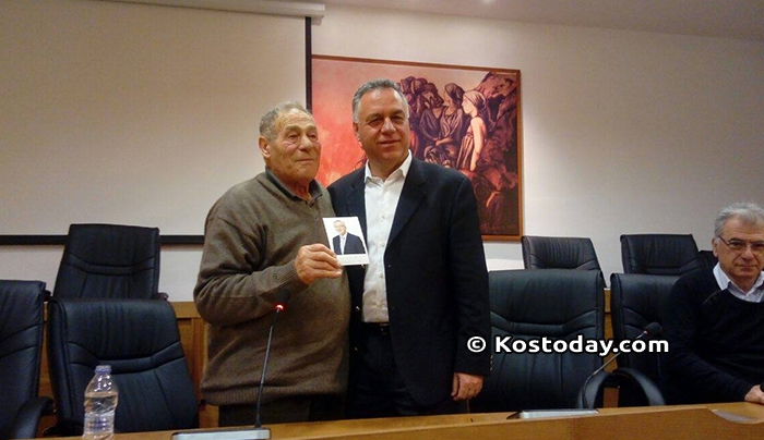 Ο Διονύσης Αρβανιτάκης παρέλαβε το "ευχαριστήριο μήνυμα" του Γιούνκερ (φωτό-βίντεο)