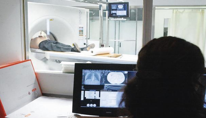 Πως συνδέεται η ακτινοβολία από τις αξονικές με τον καρκίνο