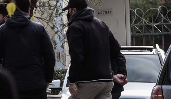 Στη φυλακή ο 57χρονος ναυτικός από την Κάσο που συνελήφθη ως συνεργός του Ηλία Μίχου