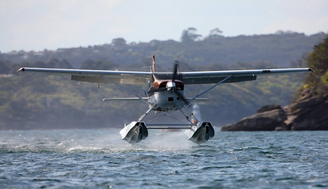 Συνάντηση Hellenic Seaplanes-Θεοχάρη: «Ζεσταίνουν» τις μηχανές τα υδροπλάνα