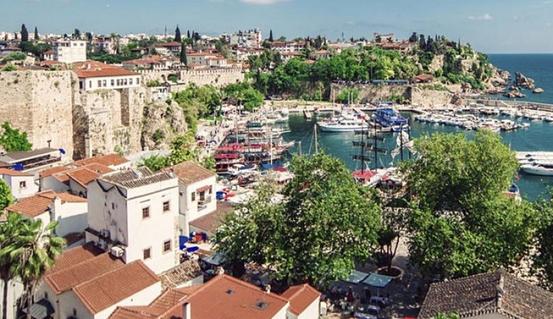 Η Αττάλεια ξεπέρασε τη Μαγιόρκα !!! | Ρόδος και Κρήτη παραμένουν «ψηλά»