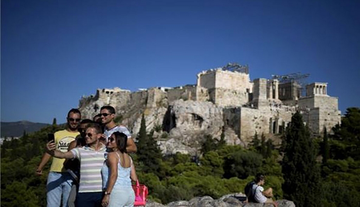 Ερευνα ΣΕΤΕ: Από το 2023 η τουριστική ανάκαμψη – Η επικοινωνιακή στρατηγική