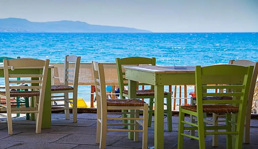 Επαναλειτουργία της μουσικής στην εστίαση ζητούν επτά βουλευτές της ΝΔ