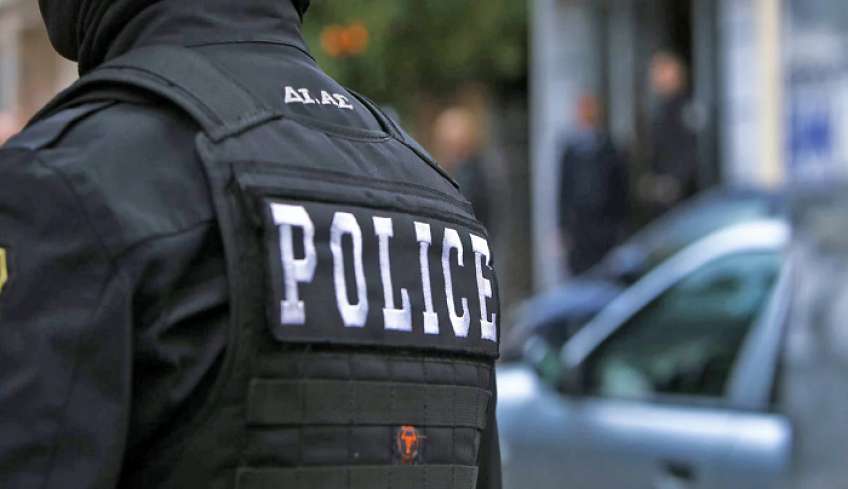 Επεισόδιο με πυροβολισμό έξω από κέντρο διασκέδασης στην Πετρούπολη -Τραυματίστηκε ένας 33χρονος