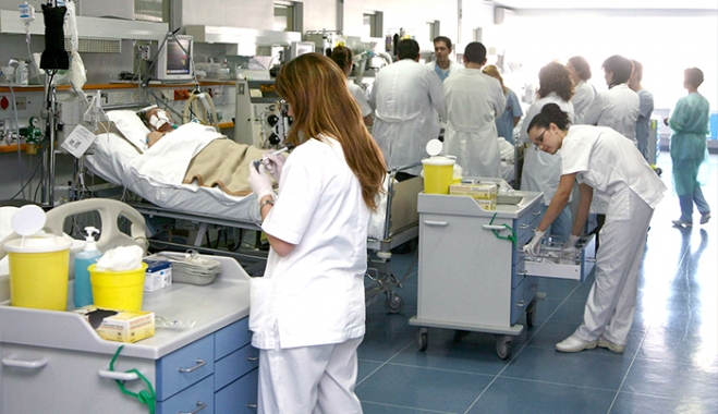 Tους 12 έφτασαν οι νεκροί από τη γρίπη- 22 σε ΜΕΘ