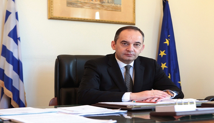 Πλακιωτάκης: Θα αναθεωρηθεί ο αριθμός των επιβατών στα πλοία