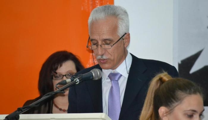 Σύλλογος γονέων και κηδεμόνων του 1ου Γυμνασίου Κω για Δ. Βλάχο: "υπόδειγμα Διευθυντή και εκπαιδευτικού"