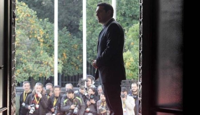 Ανασχηματισμός προ των πυλών: Εκτός πρόσωπα εμπιστοσύνης – Ποιοι ράβουν κοστούμι