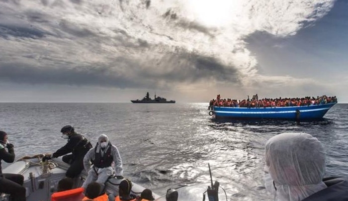 Ιταλία για προσφυγικό: Χρειαζόμαστε βοήθεια, όχι μαθήματα