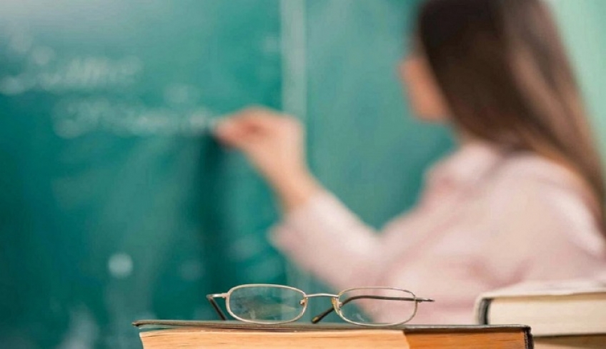 Προσλήψεις αναπληρωτών: Ανακοινώθηκαν τα ονόματα των 3.015 εκπαιδευτικών - Δείτε ΕΔΩ τους πίνακες