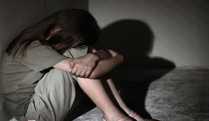 Συνέλαβαν παιδόφιλο που ασελγούσε σε 8χρονο κορίτσι
