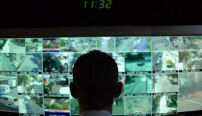 Ερχεται το μεγαλύτερο Big Brother: Θα παρακολουθούν επί 20 χρόνια 2.500 νοικοκυριά και 10.000 άτομα