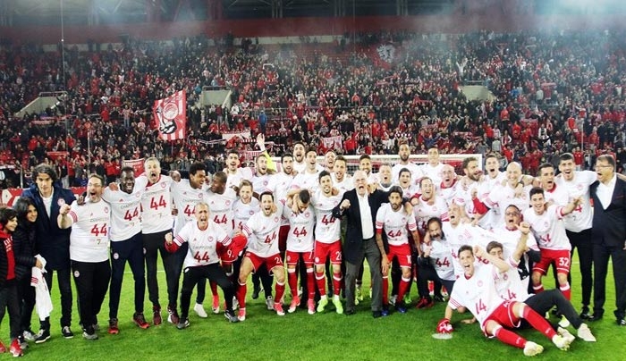 Ολυμπιακός-ΠΑΣ Γιάννινα 5-0: Με "πεντάρα" κλείδωσε το 44ο πρωτάθλημα!