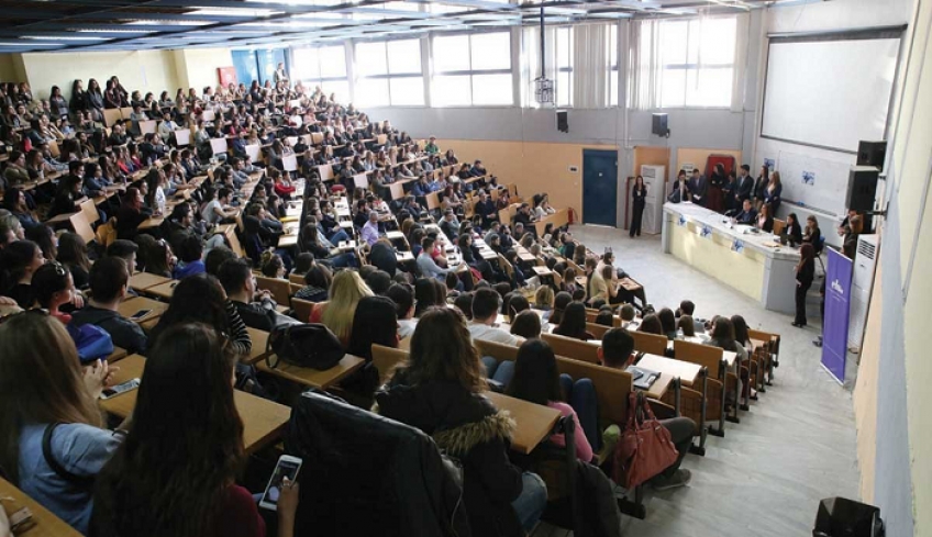 Κεραμέως για ΑΕΙ: Θα συνυπολογίζεται η επίδοση στο Λύκειο