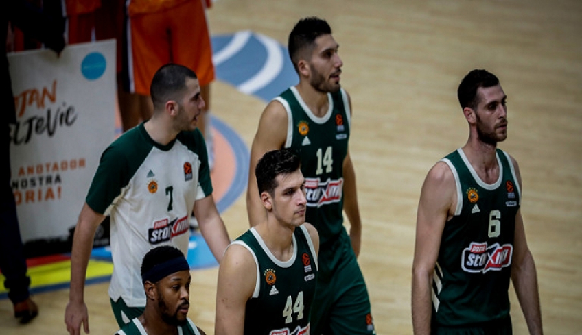 Euroleague: Τα λάθη πρόδωσαν τον Παναθηναϊκό -Ηττήθηκε με 95-83 από την Βαλένθια