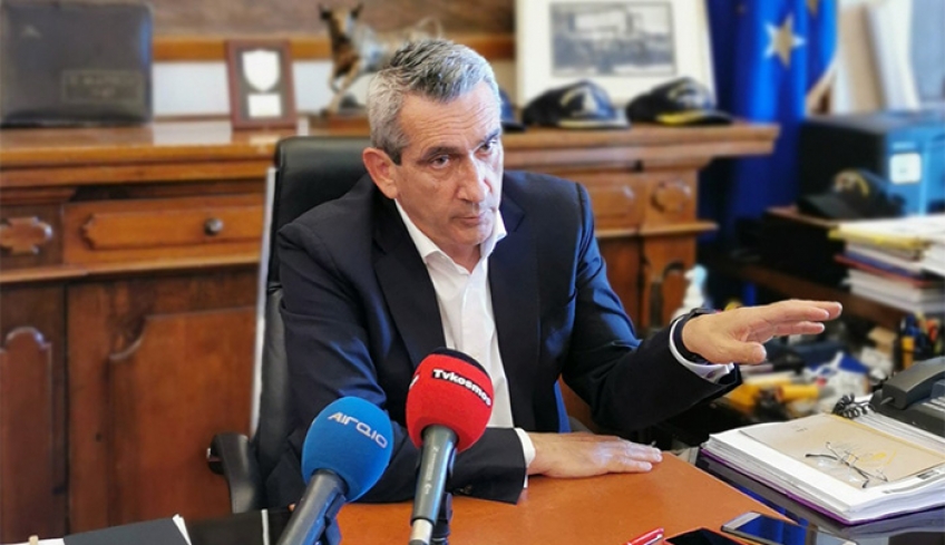 Γιώργος Χατζημάρκος προς Νεκτάριο Σαντορινιό: “Δασικοί χάρτες, συντελεστές ΦΠΑ και hot spot, η κληρονομιά σου στα νησιά μας”