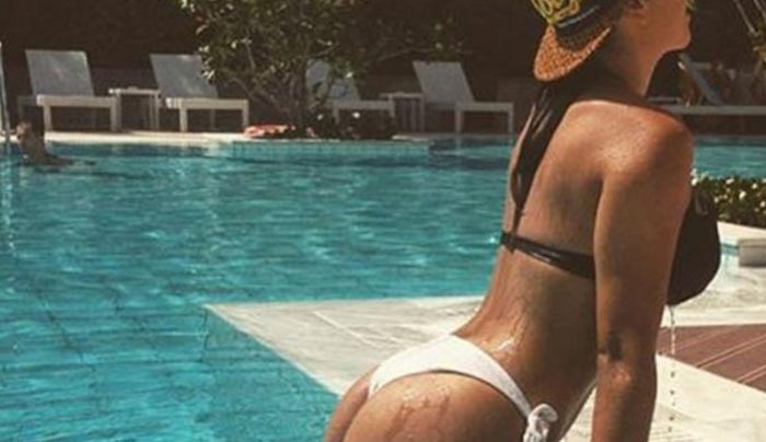 Αυτή είναι η πιο sexy Ελληνίδα …καθηγήτρια! (Φωτό)