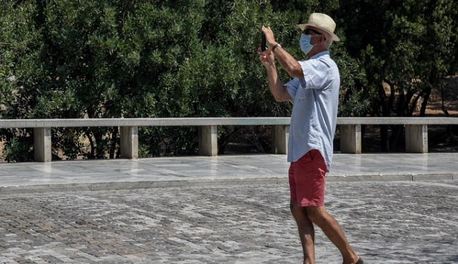 Ζαχαράκη: Σε χαμηλά επίπεδα οι κρατήσεις αλλά αισιόδοξα τα μηνύματα -Τι ισχύει για το πρόγραμμα «Τουρισμός για όλους»