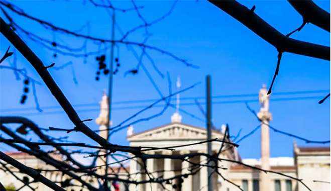 Καιρός σήμερα: Ηλιοφάνεια με μικρή άνοδο της θερμοκρασίας στους 36 βαθμούς Κελσίου