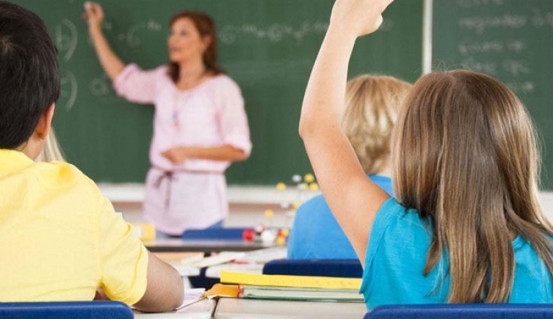 Απεργούν οι καθηγητές εν μέσω ενδοσχολικών εξετάσεων