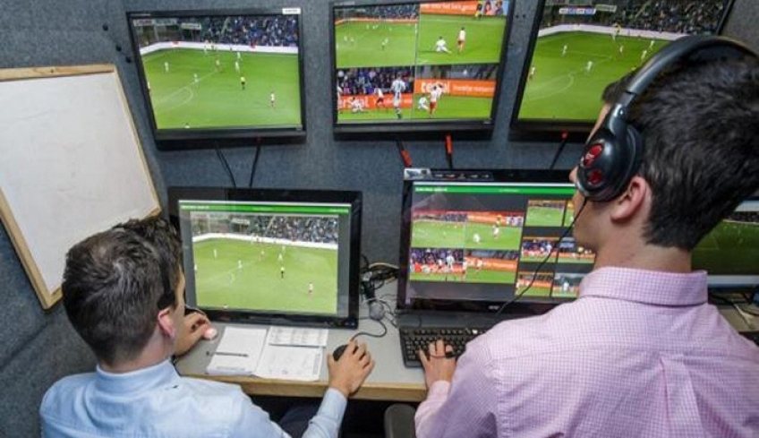 Super League 1: Ερχεται η γραμμή οφσάιντ στο VAR από τα play offs
