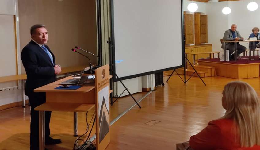 ΜΑΝΟΣ ΚΟΝΣΟΛΑΣ: «Στήριξη και ενίσχυση της ζωής και της οικονομικής δραστηριότητας στις ορεινές περιοχές»