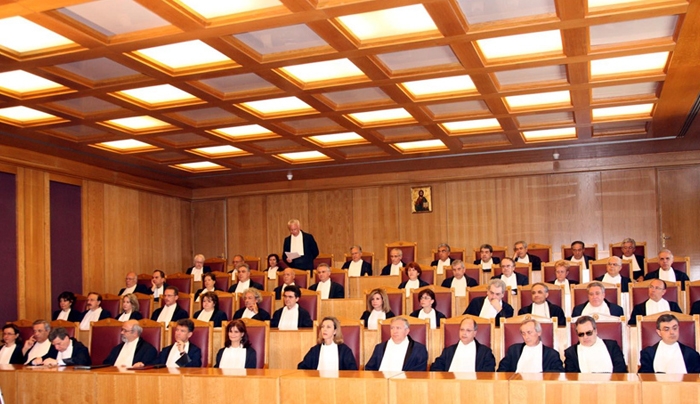 Απόφαση «βόμβα» του ΣτΕ: Αντισυνταγματικές οι περικοπές σε κύριες και επικουρικές συντάξεις