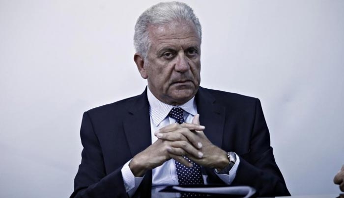 Αβραμόπουλος: Να δημιουργηθεί άμεσα η Ευρωπαϊκή ακτοφυλακή