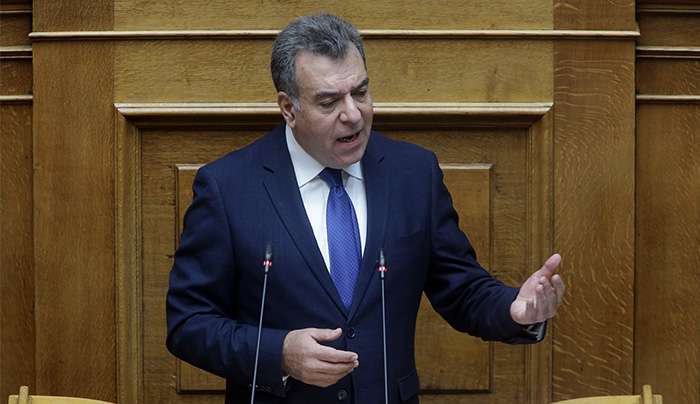 ΜΑΝΟΣ ΚΟΝΣΟΛΑΣ:  «Επιστολική ψήφος για τους Έλληνες του εξωτερικού»