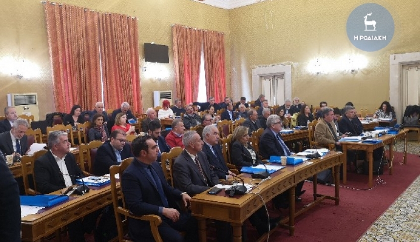 Έντονος προβληματισμός για τους πρόσφυγες στο περιφερειακό συμβούλιο