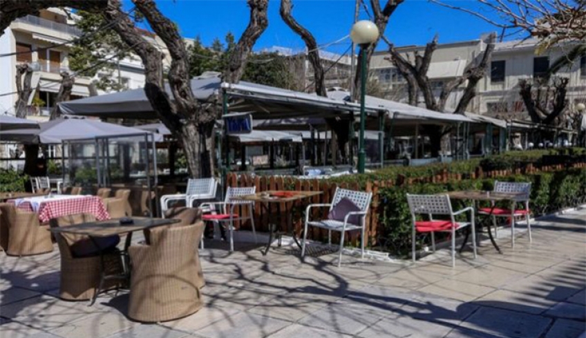 Κορονοϊός: Κλείνουν καφετέριες, μπαρ, εμπορικά κέντρα, αθλητικές εγκαταστάσεις
