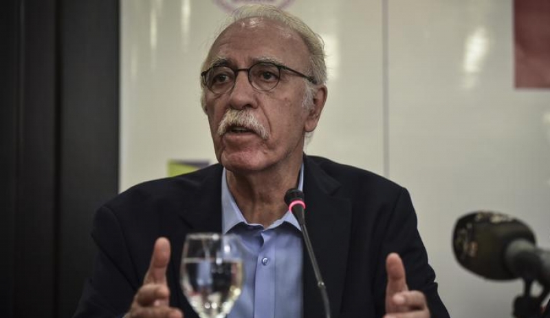 Θα διατηρηθούν οι μειωμένοι συντελεστές ΦΠΑ, διαβεβαίωσε ο Βίτσας