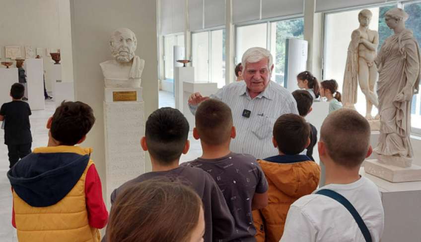 Εκπαιδευτική επίσκεψη του 5ου Δημοτικού Κω στο ΔΙΙΚ, στα πλαίσια του προγράμματος «Πόλεων Τόπου Παιδεία» της Αστικής Εταιρείας