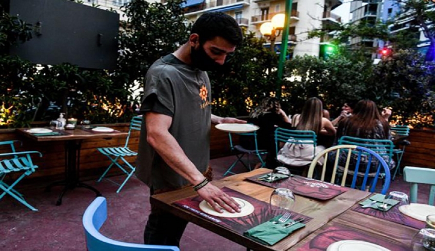 Εστίαση: «Νέα ευκαιρία» για επιδότηση έως 100.000 ευρώ – Δυνατότητα για νέα αίτηση και σε αυτοαπασχολούμενους δικηγόρους