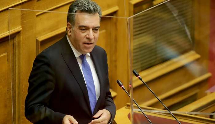 Μεγάλης εμβέλειας πρωτοβουλία του Μάνου Κόνσολα για τα αθλητικά σωματεία των νησιών
