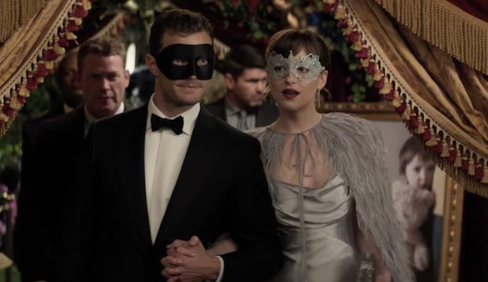 Έρχεται το "Fifty Shades Darker"... λίγο έμεινε!!!