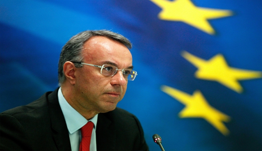 Όλα τα μέτρα για την οικονομία - Φθηνότερος καφές, ποτά, σινεμά, μεταφορές