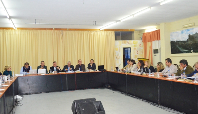Με Χαρακτήρα ενημέρωσης η χθεσινή συνεδρίαση του Δημοτικού Συμβουλίου - Δεν έλειψαν οι αντιδράσεις