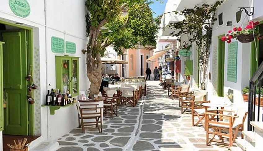 Μαγαζιά κατεβάζουν ρολά μετά τα νέα μέτρα για τον κοροναϊό