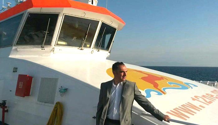 Είναι ηθικό και δίκαιο να ακούγεται κάποιες φορές η λέξη ευχαριστώ σε όσους προσφέρουν δυνατότητες και δυναμική στα νησιά μας.